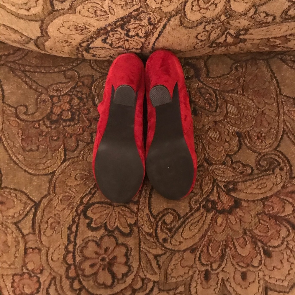 Booties - Picture 4 of 4